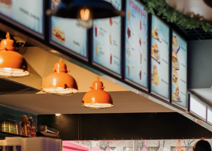 Restaurant and café digital menu displays